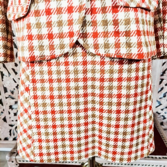 Vintage 1960s Plaid Two Piece Skirt Suit | Tartan Academia Co-ord Matching Set - Picture 7 of 7